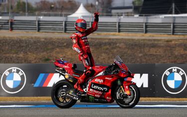 Marc Márquez celebra la victoria. 