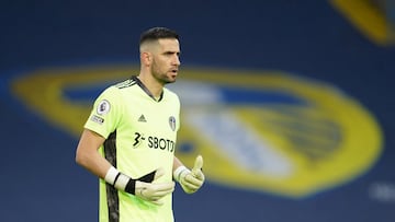 Kiko Casilla jugando un partido con el Leeds, desde donde llega libre al Getafe.