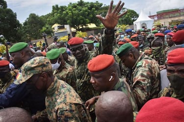 Keita, atrapado en Guinea por el golpe de estado; Achraf, a salvo