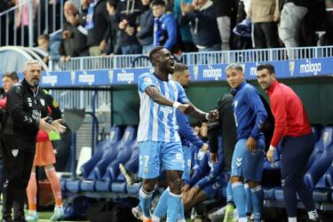 Rubén Castro devora al Zaragoza y da vida al Málaga