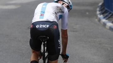 Chris Froome, tras su caída.