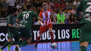 El Cartagena remonta y ElPozo, pleno y a un gol del liderato