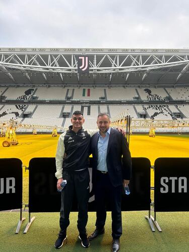 “Hay opciones de que ‘Charly’ Alcaraz se quede en la Juventus”