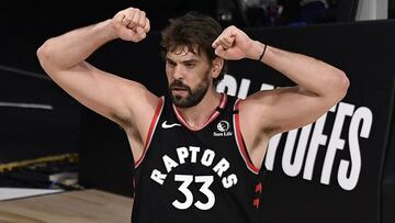 LAKE BUENA VISTA, FLORIDA - SEPTEMBER 03: Marc Gasol #33 of the Toronto Raptors reacts after their win over Boston Celtics in Game Three of the Eastern Conference Second Round during the 2020 NBA Playoffs at the Field House at the ESPN Wide World Of Sports Complex on September 03, 2020 in Lake Buena Vista, Florida. NOTE TO USER: User expressly acknowledges and agrees that, by downloading and or using this photograph, User is consenting to the terms and conditions of the Getty Images License Agreement. Douglas P. DeFelice/Getty Images/AFP
== FOR NEWSPAPERS, INTERNET, TELCOS & TELEVISION USE ONLY ==