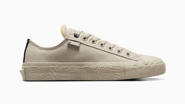 Ahorra un 40% en zapatillas y ropa en el Black Friday de Converse