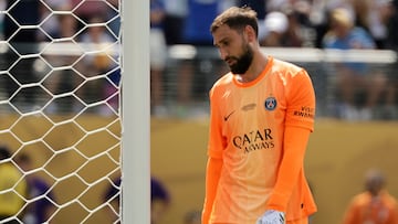 Paris Saint-Germain's goalkeeper Gianluigi Donnarumma reacts after conceding a third goal during the Club World Cup final soccer match between Chelsea and PSG in East Rutherford, N.J., Sunday, July 13, 2025. (AP Photo/Adam Hunger)
Associated Press / LaPresse
Only italy and spain
