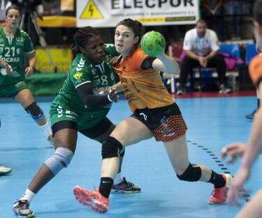 María Luján guía al Rocasa a conquistar la Copa de la Reina
