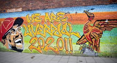 Mural con la cara de Klopp que conmemora el título de la Premier League logrado por el equipo inglés en la temporada 2019-20.
