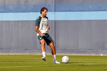 El Málaga cierra el fichaje de Eneko Jauregi