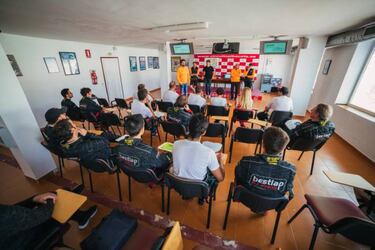 Jugando a ser piloto con Goldcar y la escudería Campos Racing