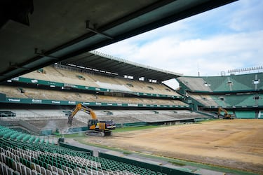 El Real Betis ha iniciado los trabajos de demolición de la Grada de Preferencia del Estadio Benito Villamarín. Esto es parte de las obras que transformarán por completo el coliseo verdiblanco.