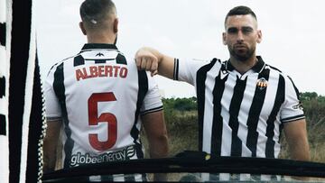 Nueva camiseta del Castellón para la temporada 24-25.
