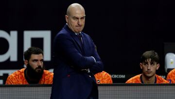 Jaume Ponsarnau, durante un partido entre el Valencia Basket y el Real Madrid. Mañana, ambos equipos se enfrentan en la Euroliga.