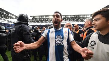 Delantero. El Panda (26 años) ha sido uno de los cracks de Primera en su primera temporada en la élite: 17 goles en Liga (y tres en Copa). Hace dos años estaba en Segunda B y en este curso ha liderado al Espanyol hasta Europa. Tiene una cláusula de rescisión de 28 millones que le hacen muy interesante de cara al próximo mercado, pero su club espera retenerlo.