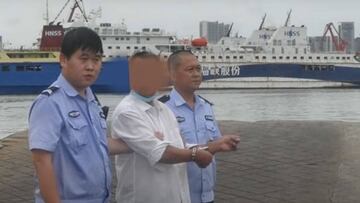 Un hombre arroja a su hijo al mar para cobrar el seguro por su muerte