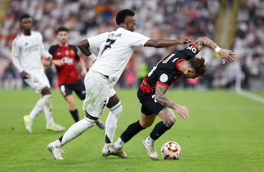 El 7 del Real Madrid y el 23 del Mallorca protagonizaron momentos alta tensión en el encuentro.