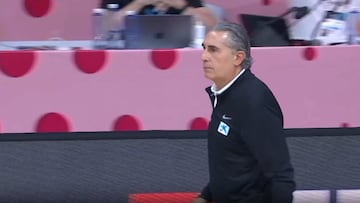 Honor a Scariolo en su adiós: su último momento como seleccionador español dejó esta imagen de señor absoluto