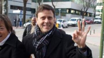 Eufemiano Fuentes, a las puertas del juzgado donde se vio la Operación Puerto.