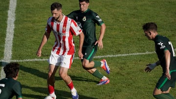 26/07/2025 SPORTING PARTIDO AMISTOSO
ESTADIO VEGA DE ANZO GRADO SPORTING-RACING SANTANDER JUSTIN CON CONTRARIOS
FOTO PACO PAREDES