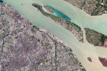 Ciudad más poblada de China y una de las más grandes del mundo. Cuenta con más de 24 millones de habitantes.