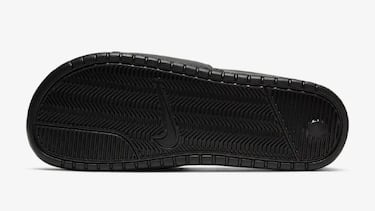 Estas chanclas Nike con más de 20.000 valoraciones en Amazon están disponibles en seis colores