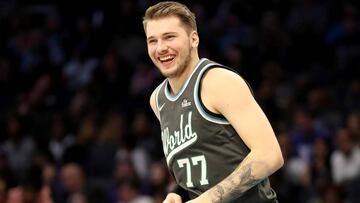 13 puntos de Doncic y MVP de Kuzma (35) en el triunfo de EE UU