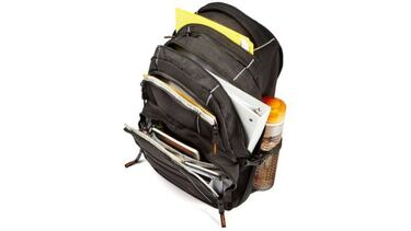Esta mochila para el portátil con varios bolsillos suma más de 16.000 valoraciones en Amazon