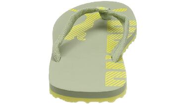 Encontramos las chanclas del verano: en 19 colores y con diseño unisex