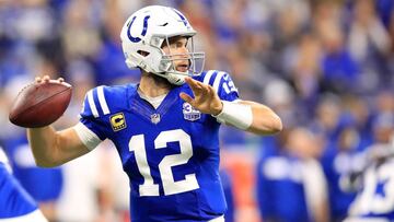 INDIANAPOLIS, IN - NOVEMBER 18: Andrew Luck #12 of the Indianapolis Colts throws a pass against the Tennessee Titans at Lucas Oil Stadium on November 18, 2018 in Indianapolis, Indiana. Andy Lyons/Getty Images/AFP
== FOR NEWSPAPERS, INTERNET, TELCOS & TELEVISION USE ONLY ==