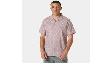 ¿Mar o montaña? Elige ambas con las rebajas de verano de Helly Hansen: descuentos de hasta el 40%