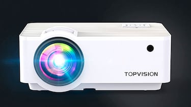 Tenemos un proyector de 300 pulgadas para organizar un maratón de cine en Navidad