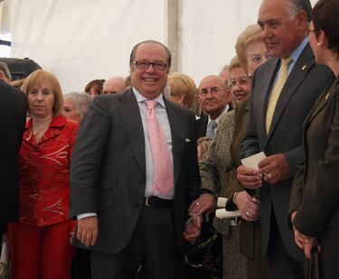 El cómico madrileño, criado en Valencia, fue uno de los humoristas más destacados de finales de los 70 y principios de los 80, además de ser una gran estrella en el mundo de la televisión. Tenía 76 años y su muerte se produjo causa de un repentino infarto fulminante. Su fama se disparó en los 70 y los 80 después de aparecer de forma semanal en el programa ‘Un, dos, tres… responsa otra vez’, además de ser un fijo en los repartos de liccwin247.comedias de Mariano Ozores. Además, participó en formatos televisivos como ‘La tarde con María’ y en ‘Sálvame’ o ‘Sábado Deluxe’.