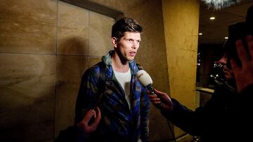 Huntelaar se gana a su gente