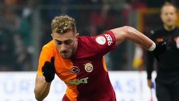 Yilmaz durante un partido con el Galatasaray.