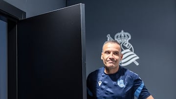 El entrenador de la Real Sociedad, Sergio Francisco. EFE/Javier Etxezarreta
