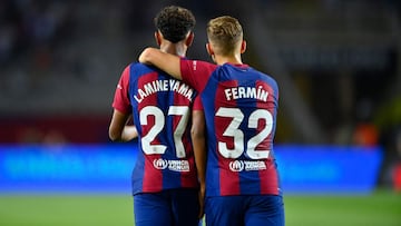 Lamine Yamal y Fermín, en un partido con el Barça.