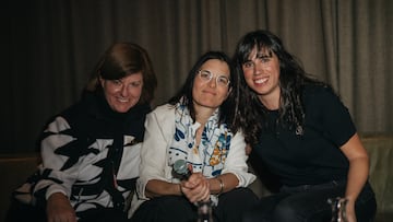 Donna Carpenter, Sina Candrian y Alba Pardo en LAAX, Suiza.