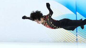 El chino Jin Boyang 'vuela' sobre el hielo de Beijing