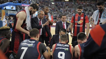 El Baskonia se agarra al triple de Herreros para remontar la final