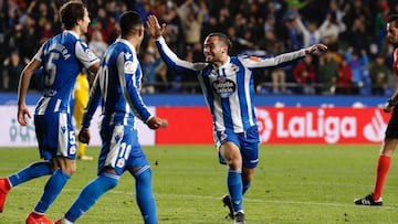 Quique González celebrando uno de los 17 goles que consiguió la pasada temporada con el Deportivo.