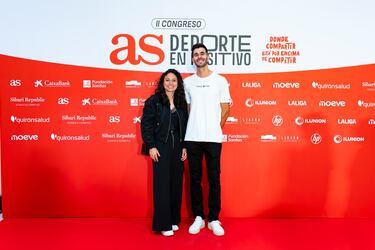 Ivana Andrés (futbolista) junto a Marc Tur (atleta).