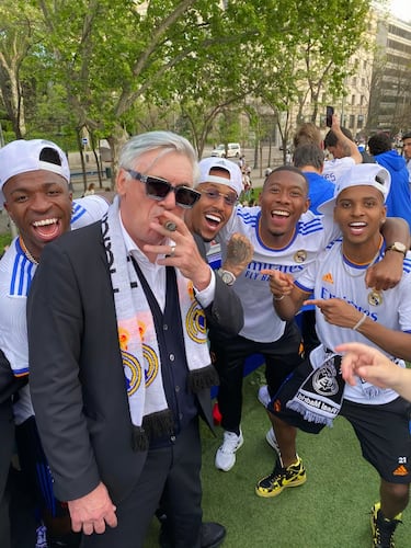 Con el título de Liga de la temporada 2021-2022, Ancelotti conseguía el trofeo que le faltaba con el Real Madrid. El Madrid ganó con 13 puntos de diferencia sobre el segundo clasificado, el Barcelona.