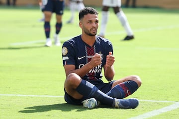 El delantero del PSG Goncalo Ramos se acordó de Diogo Jota en su celebración tras el cuarto gol del conjunto parisino.