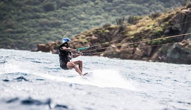 Obama vuelve a surfear