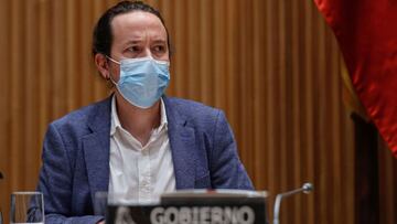 MADRID 26/11/2020. El vicepresidente segundo del Gobierno y ministro de Derechos Sociales y Agenda 2030, Pablo Iglesias, informó este jueves de las líneas generales de actuación de su departamento ante la comisión del Congreso. EFE/Emilio Naranjo POOL