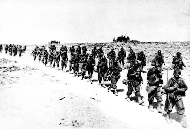 El 17 de diciembre de 1936, empezaron a llegar los primeros voluntarios fascistas italianos a España para apoyar la sublevación militar.
