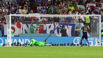 Soccer Football - FIFA World Cup Qatar 2022 - Round of 16 - Japan v Croatia - Al Janoub Stadium, Al Wakrah, Qatar - December 5, 2022 Japan's Maya Yoshida misses a penalty during the penalty shootout REUTERS/Matthew Childs