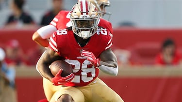 Esta es la franquicia de la NFL de la que debes hacerte aficionado según tu equipo de fútbol