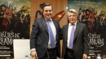 Miguel Cardenal y Enrique Cerezo en el acto de colaboración con la Fundación Deporte Joven.