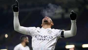 El Manchester City pone la directa